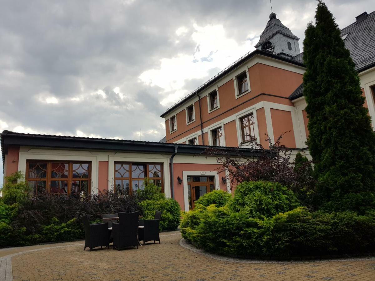 Rezydencja Pod Zegarem Trzebinia  Bagian luar foto